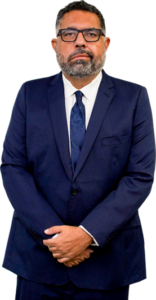 Dr. Marcos Moura Santos